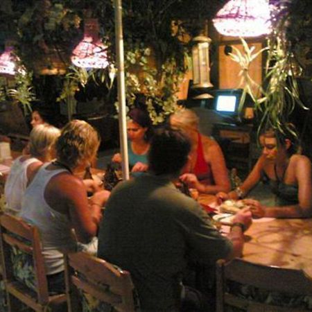 Ferah Hostel Monica'S Place Fethiye Extérieur photo