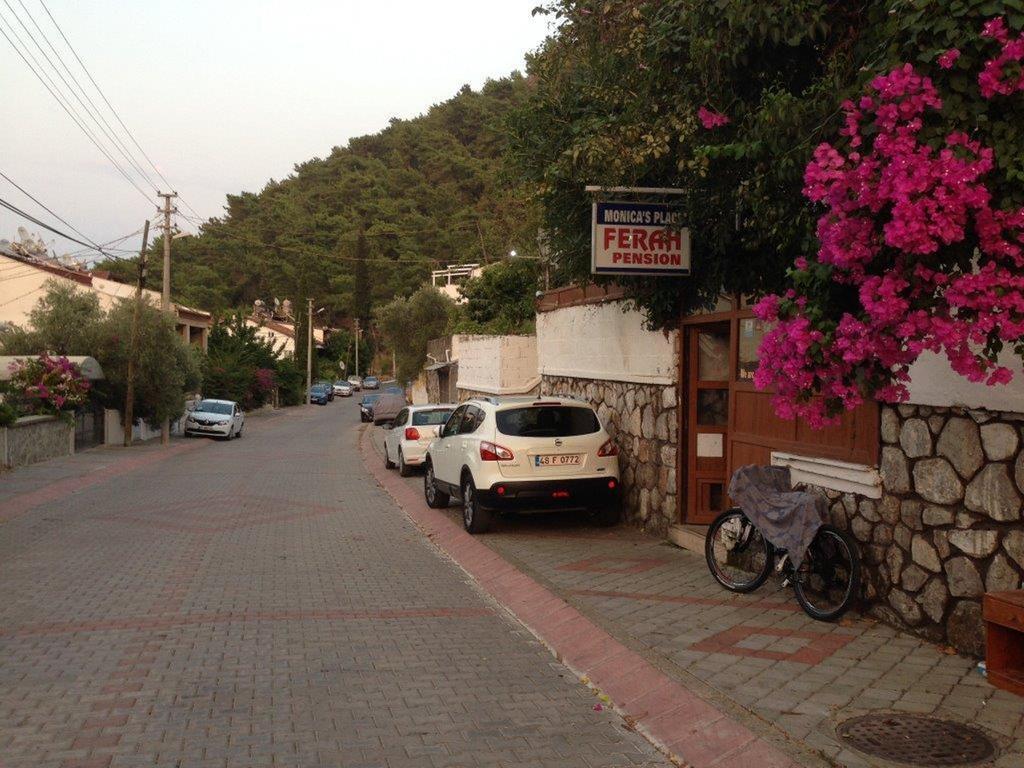 Ferah Hostel Monica'S Place Fethiye Extérieur photo
